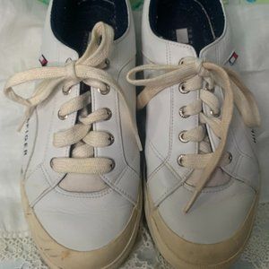 Tommy Hilfiger White Sneakers SZ 10.5 M Great condition